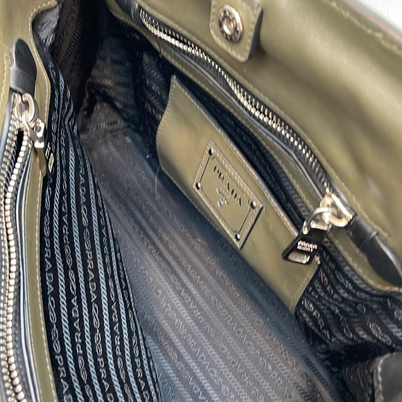Prada tote bag - Picture 5 of 16